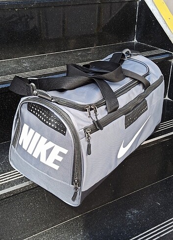 Nike spor çantası unisex
