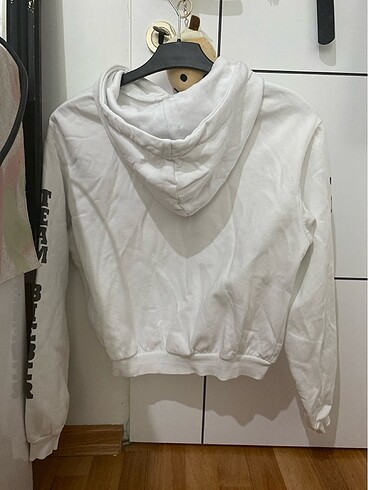H&M hm sweatshirt