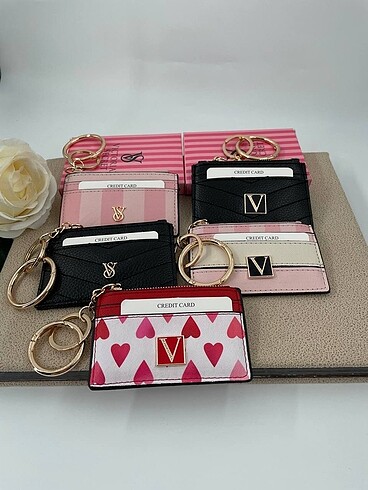  Beden Victoria Secret Anahtarlıklı Kartlık
