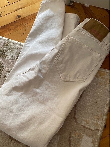 beyaz skinny jean