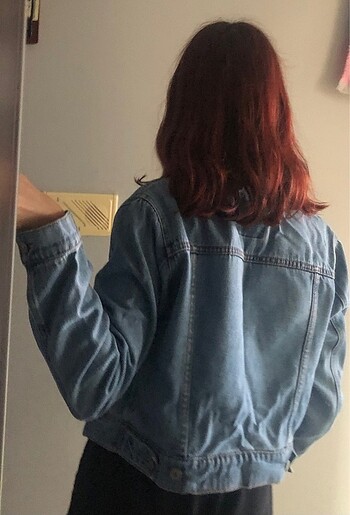 m Beden mavi Renk PULL AND BEAR M BEDEN CROP CEKET