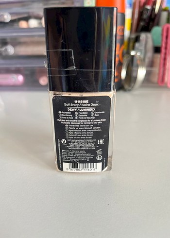 Wet n wild Wet n Wild Photofocus Sıvı Fondöten 28 ml
