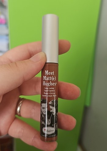 Bej Tonlu The Balm Meet Matt(e) Hughes Likit Ruj