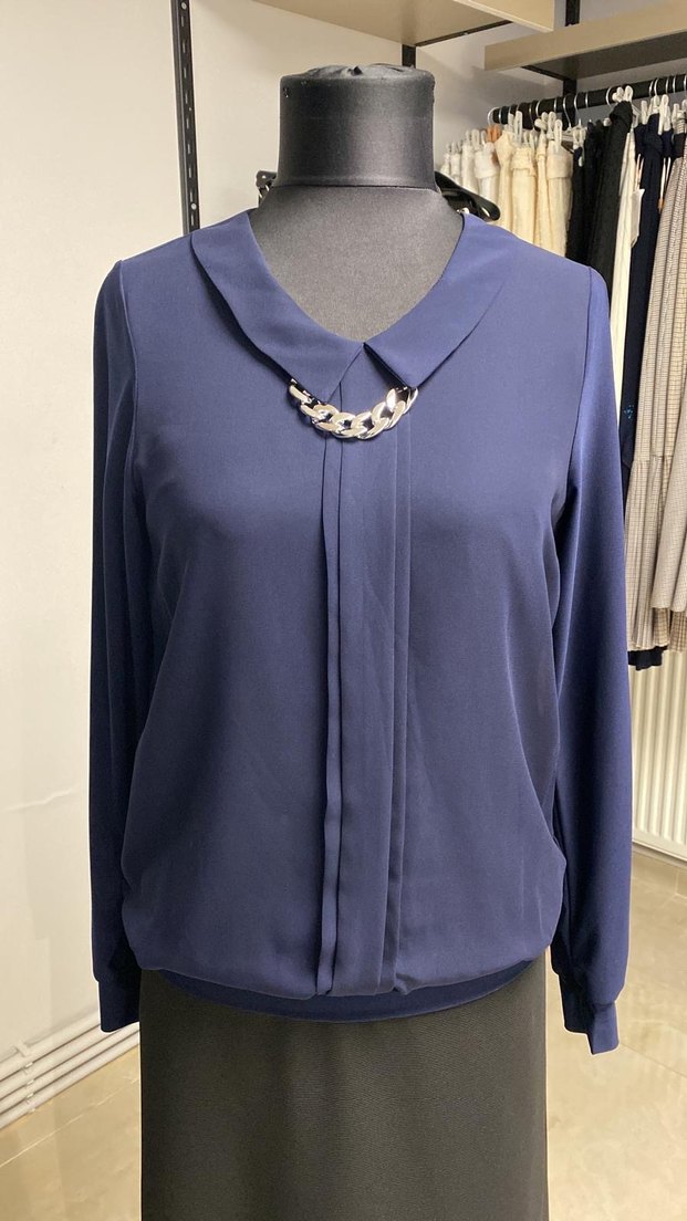 Zincir Detaylı Mavi Kadın Bluz - Görsel 2