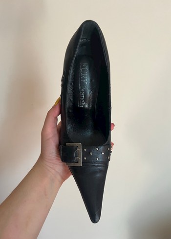 36 Beden Tokalı Siyah Deri Topuklu Stiletto