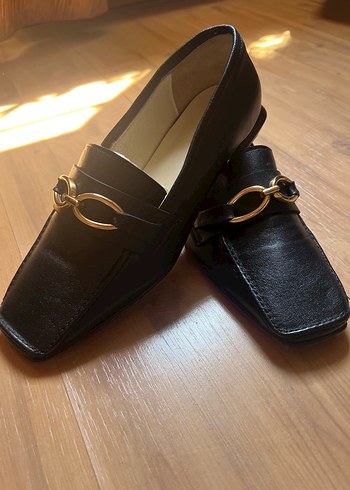 37 Beden Klasik Siyah Kadın Tokalı Topuklu Loafer
