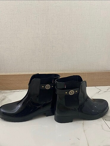 39 Beden siyah Renk yağmurluk çizme