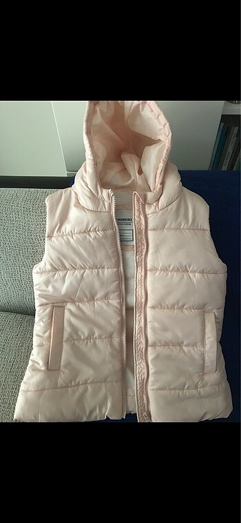 LC WAIKIKI Pudra Rengi Kapuşonlu Kız Çocuk Yelek 9/10 yaş