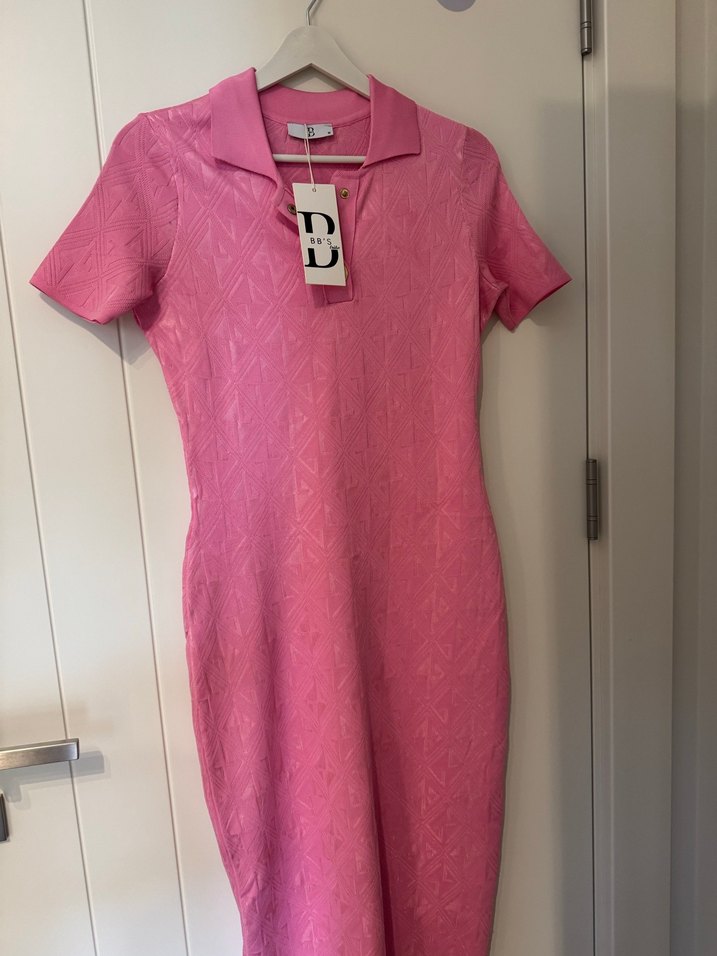 Pembe V Yaka Triko Uzun Elbise - Görsel 2