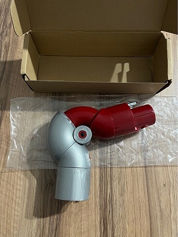 Beden Dyson koltuk altı temizleme aparatı