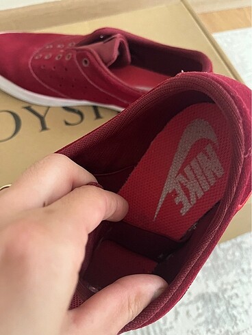 37,5 Beden Bordo nike spor ayakkabı
