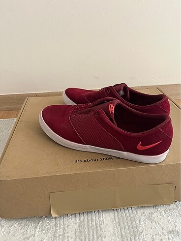 Bordo nike spor ayakkabı