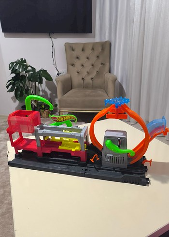 Renkli Hot Wheels Oyuncak Araba Seti - Görsel 2