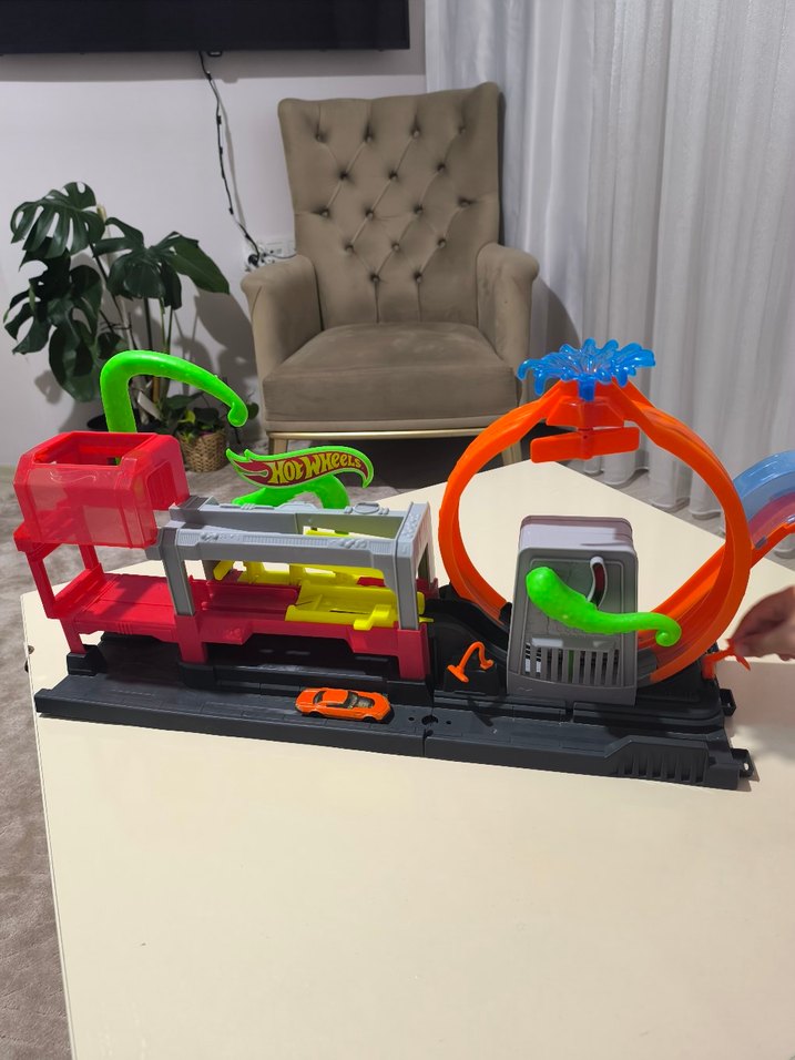 Renkli Hot Wheels Oyuncak Araba Seti - Görsel 4