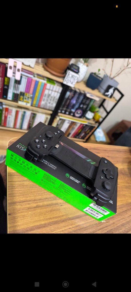 Razer Kishi V2 Çok Renkli Mobil Oyun Kontrolcüsü - Görsel 2