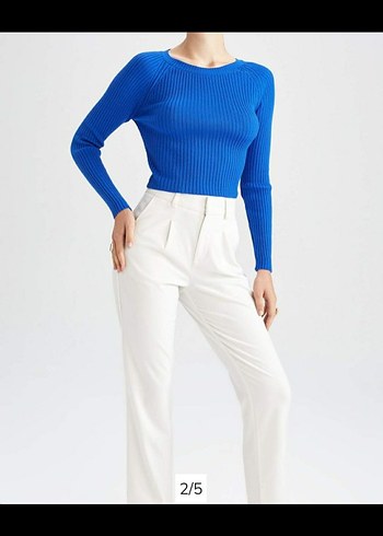 Mavi Pilili Sırt Detaylı Kadın crop Kazak - Görsel 4