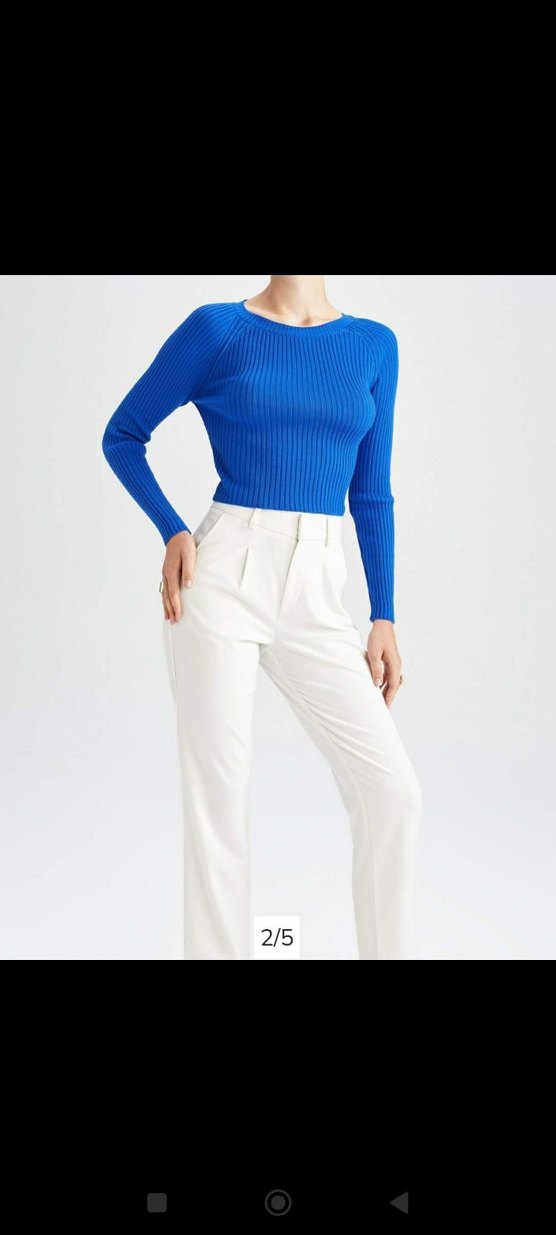 Mavi Pilili Sırt Detaylı Kadın crop Kazak - Görsel 4