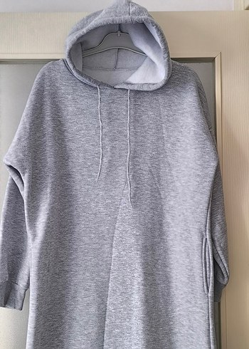 Gri Kapüşonlu Uzun sveat Elbise - Görsel 4