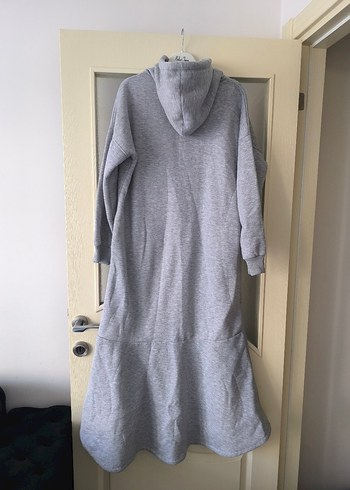 Gri Kapüşonlu Uzun sveat Elbise - Görsel 2