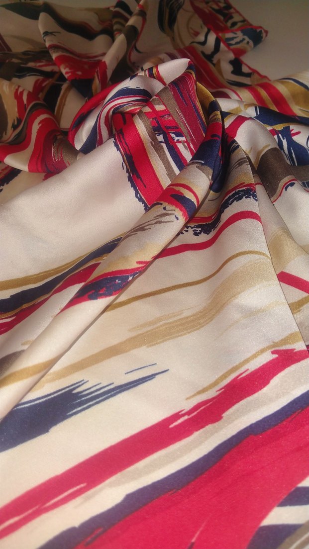 piramit kadın eşarp - Görsel 3