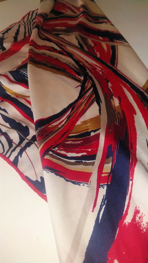 piramit kadın eşarp - Görsel 2