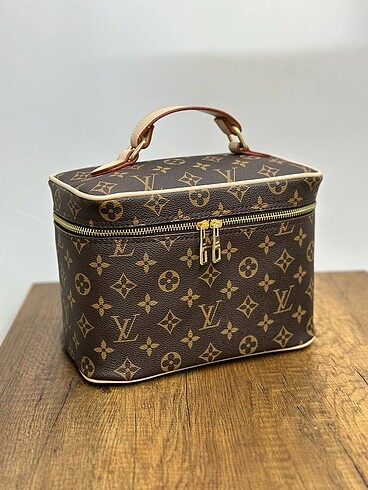 Louis vuitton çanta