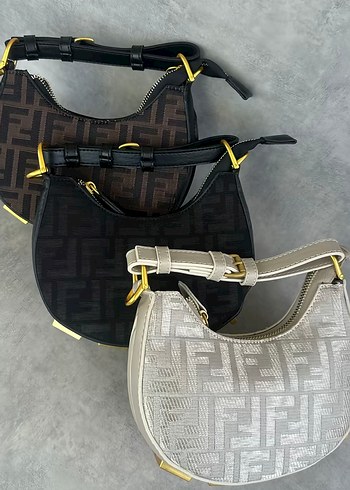 Fendi Deri Nakışlı Kadın Çanta