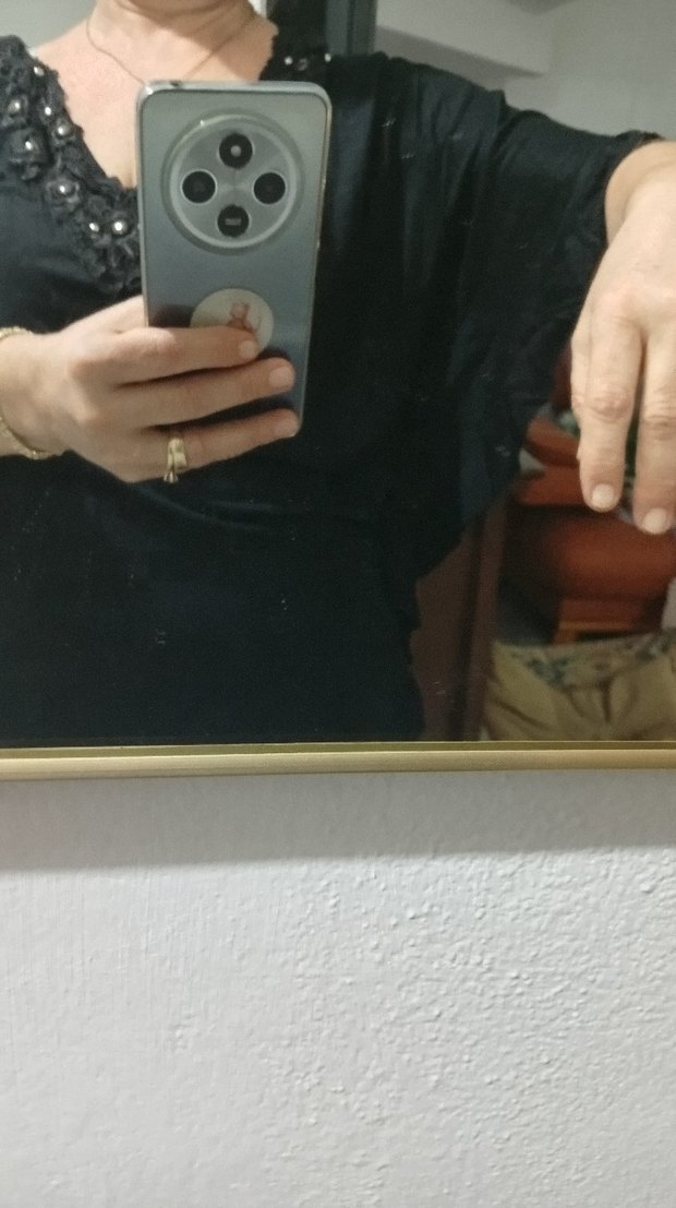 Yarasa kollu salaş yakası işlemeli bluz - Görsel 5