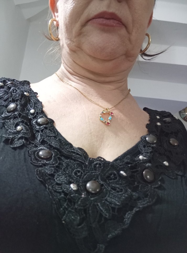 Yarasa kollu salaş yakası işlemeli bluz - Görsel 2