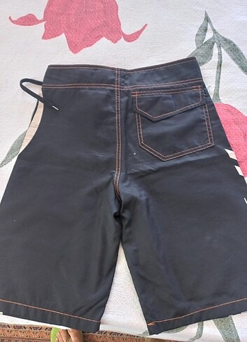 Az kullañılmış çocuk mayo. - Görsel 3