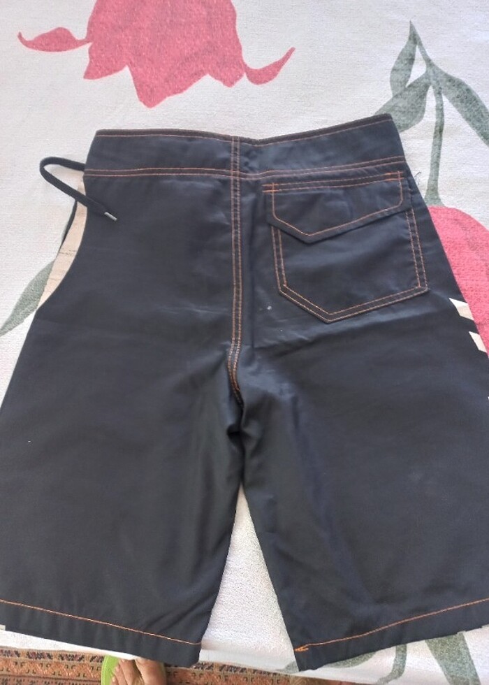 Az kullañılmış çocuk mayo. - Görsel 3