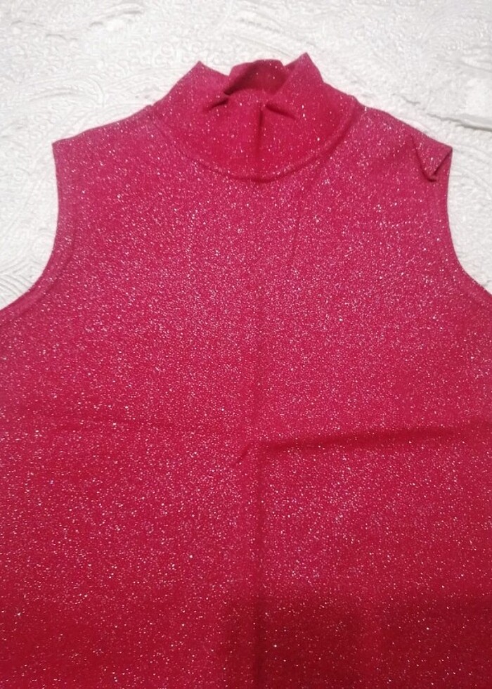 Kırmızı balıçı yaka yılbaşı için bluz. - Görsel 2