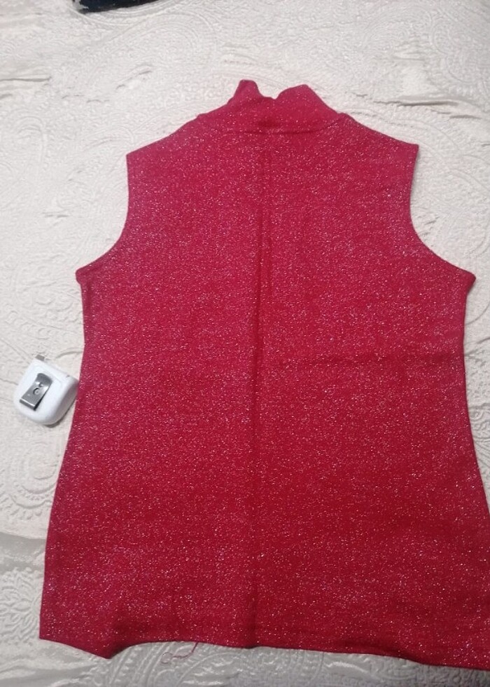 Kırmızı balıçı yaka yılbaşı için bluz. - Görsel 3