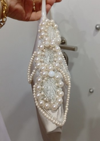 Bej rengi saten astarlı çok şık elbise - Görsel 6