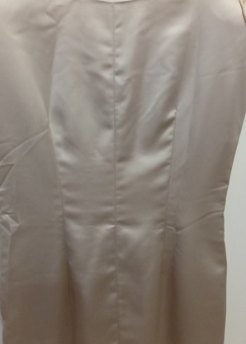 Bej rengi saten astarlı çok şık elbise - Görsel 7