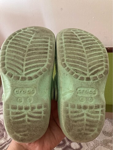25 Beden Crocs çocuk terlik