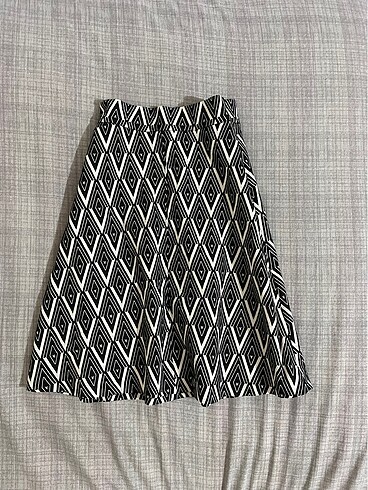 xs Beden zara etek