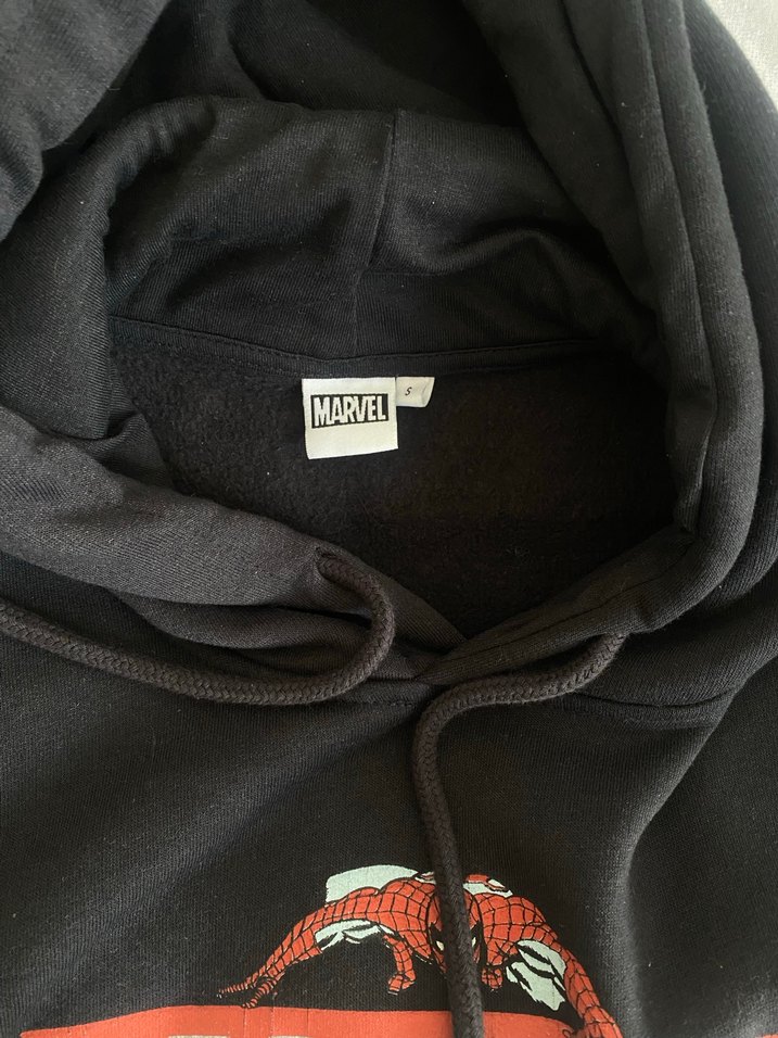 Marvel Baskılı Siyah Kapüşonlu Erkek Sweatshirt - Görsel 3