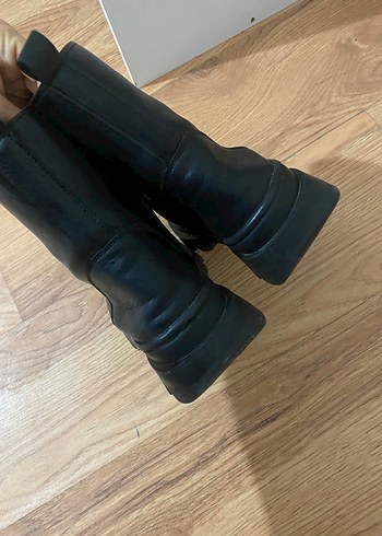 Kadın Siyah Deri Platform Bot - Görsel 5