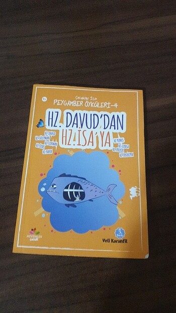 Dini kitap