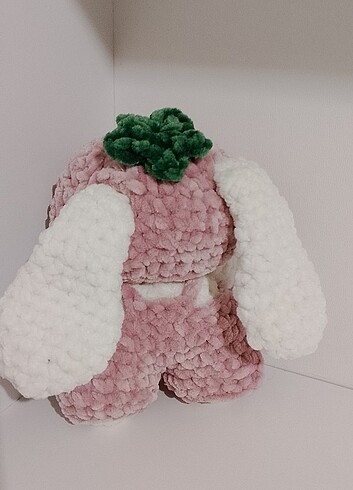  Beden Amigurumi tulumlu tavşan
