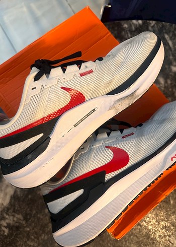 Nike Erkek Spor Koşu Ayakkabısı Beyaz - Görsel 4