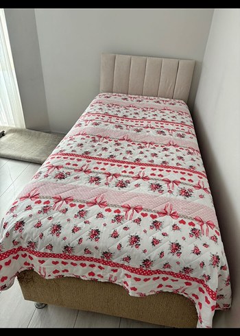 Pembe Çiçek Desenli Yatak Örtüsü - Görsel 8