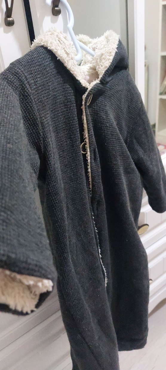 Gri Kapüşonlu Erkek Bebek Puff Tulum - Görsel 2