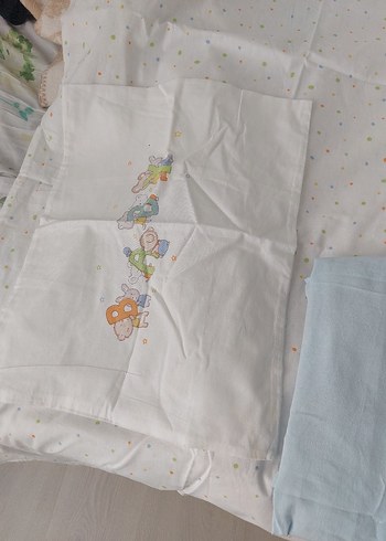 Pastel Baskılı Beyaz Çocuk Nevresim Takımı - Görsel 6