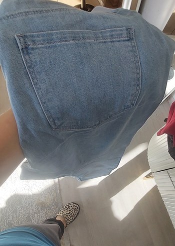 Kadın Mavi Bol Kesim Midi Kot Pantolon - Görsel 3