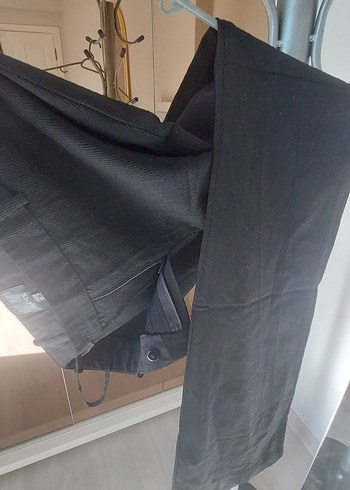 Siyah Süet Kemerli Midi Kadın Pantolon - Görsel 5