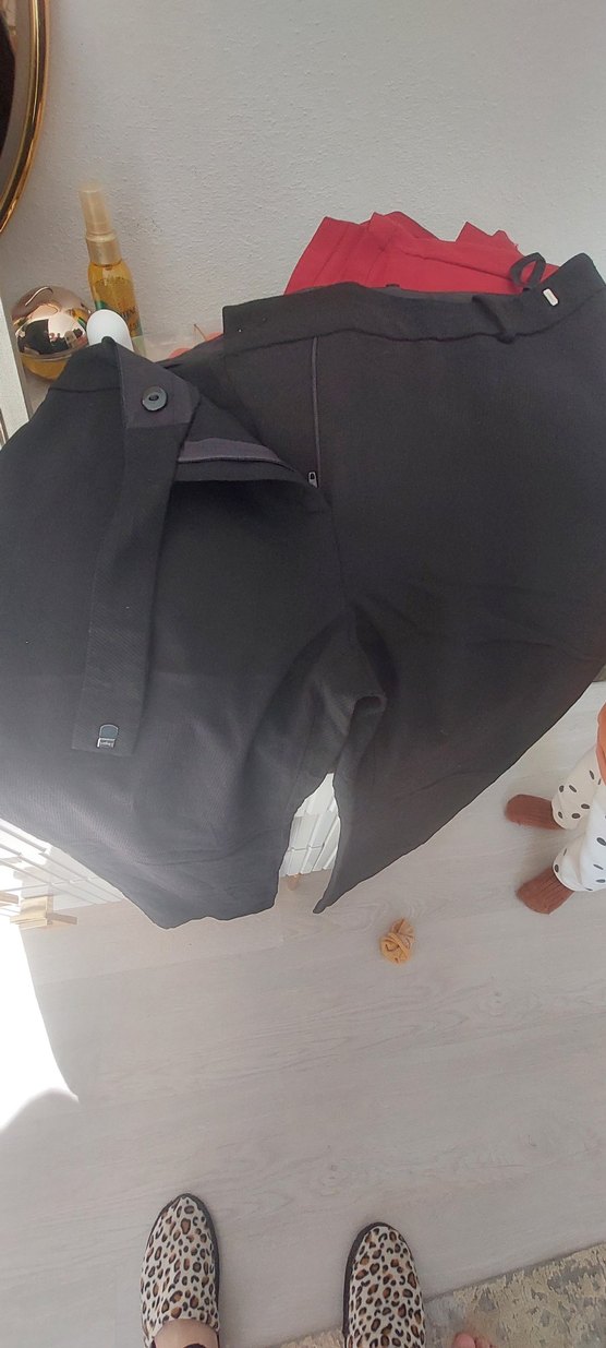 Siyah Süet Kemerli Midi Kadın Pantolon - Görsel 2