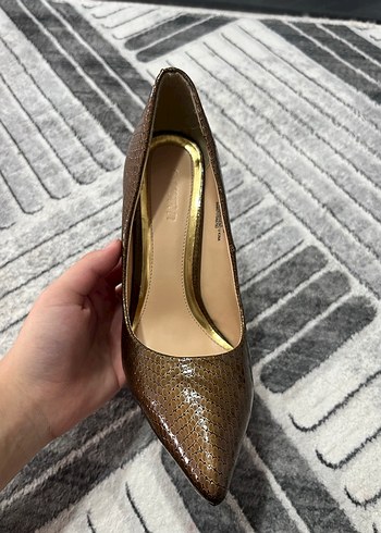 Kahverengi Yılan Derisi Desenli Stiletto - Görsel 2