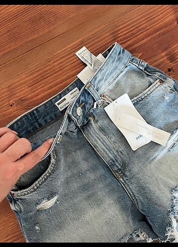 36 Beden Bershka şort